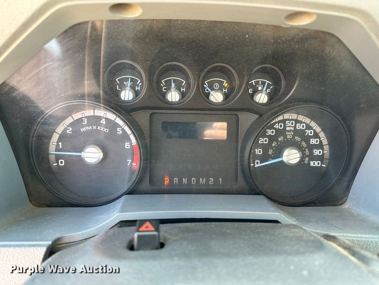 image for item LT9063 2011 Ford F250 Super Duty  pickup truck