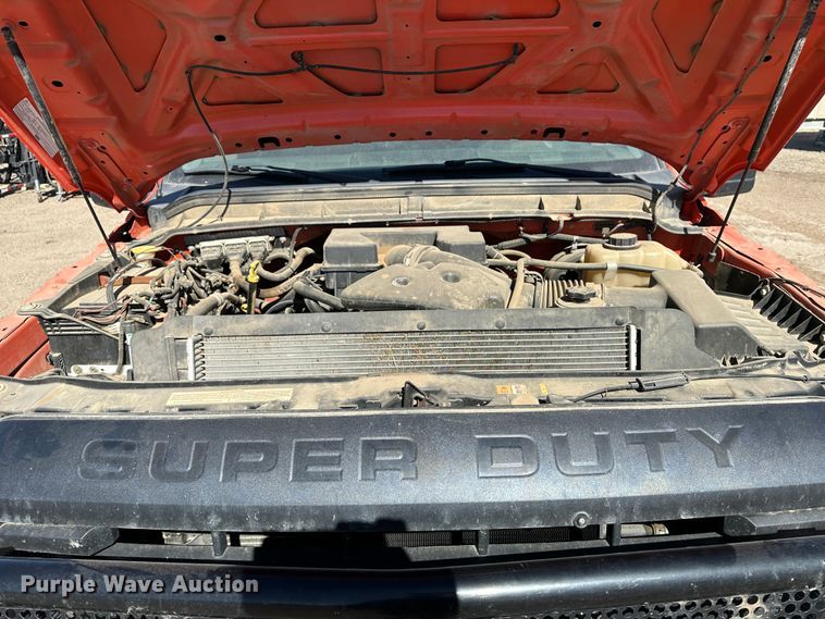 image for item LT9063 2011 Ford F250 Super Duty  pickup truck