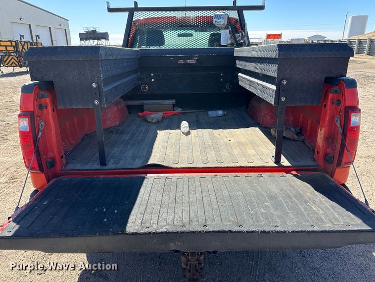 image for item LT9063 2011 Ford F250 Super Duty  pickup truck