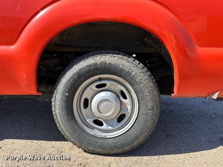 image for item LT9063 2011 Ford F250 Super Duty  pickup truck