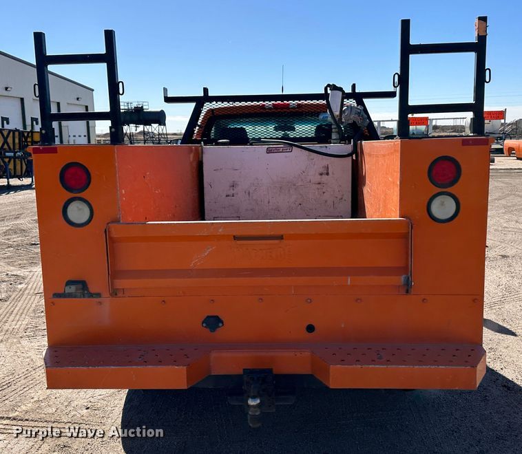 image for item LT9064 2012 Chevrolet Silverado 2500HD  utility bed pickup truck