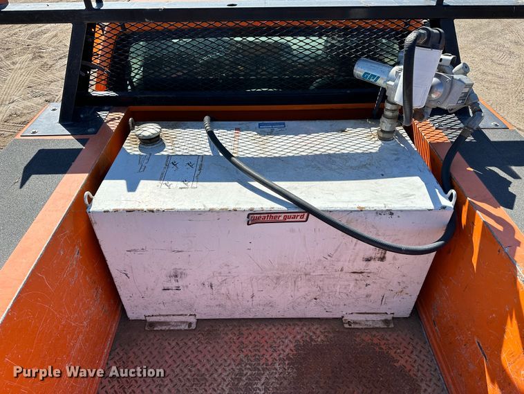 image for item LT9064 2012 Chevrolet Silverado 2500HD  utility bed pickup truck