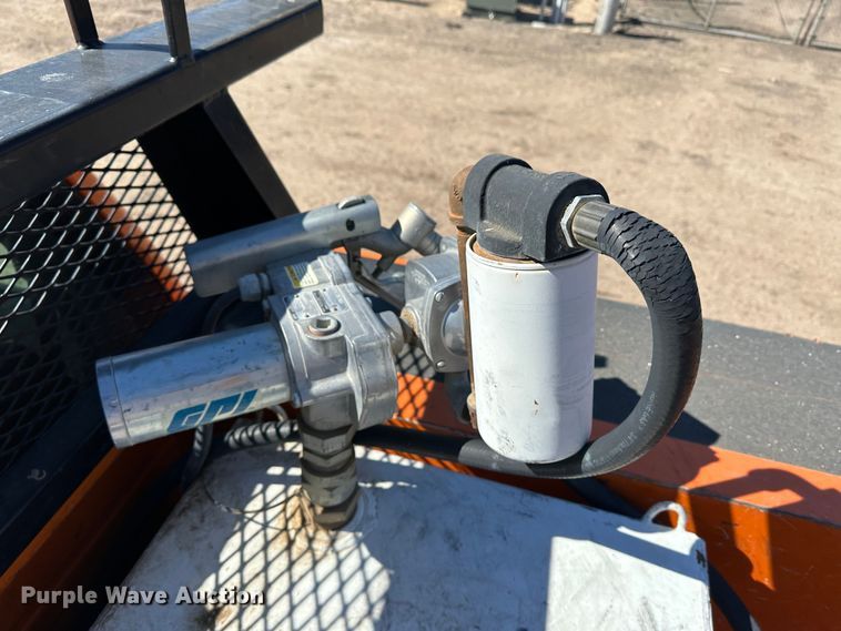 image for item LT9064 2012 Chevrolet Silverado 2500HD  utility bed pickup truck