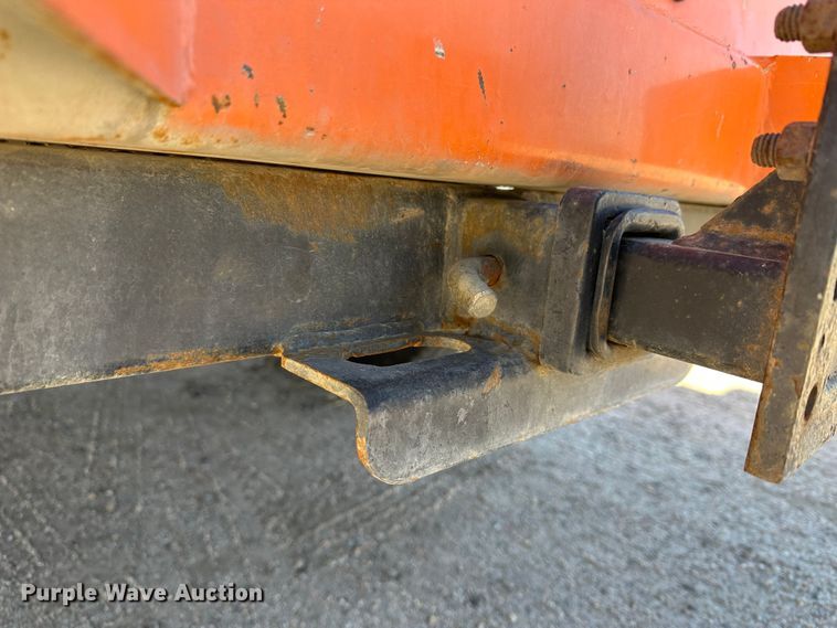 image for item LT9064 2012 Chevrolet Silverado 2500HD  utility bed pickup truck