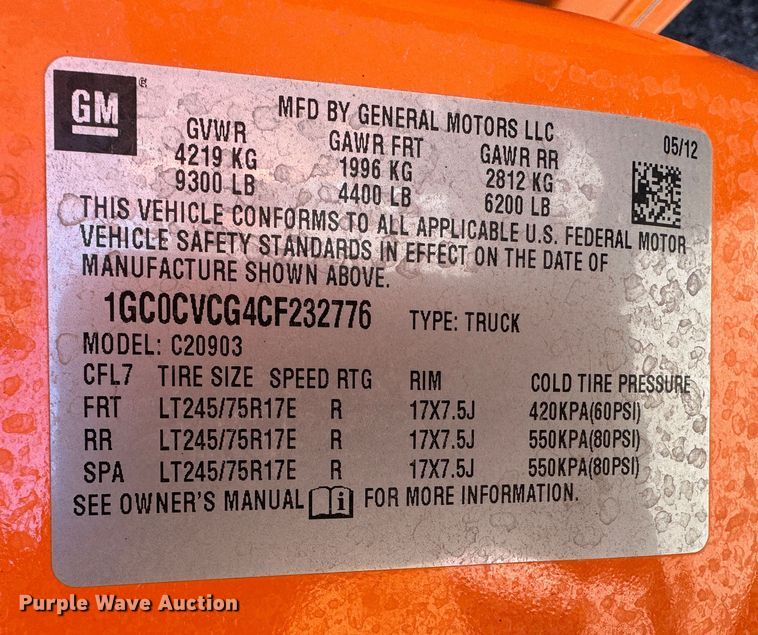 image for item LT9064 2012 Chevrolet Silverado 2500HD  utility bed pickup truck