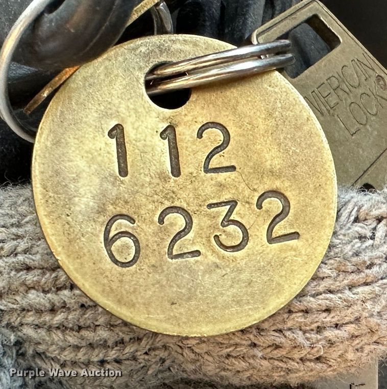 image for item LT9064 2012 Chevrolet Silverado 2500HD  utility bed pickup truck