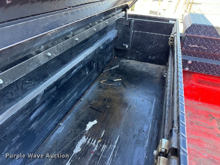 image for item LT9065 2011 Ford F250 Super Duty  pickup truck