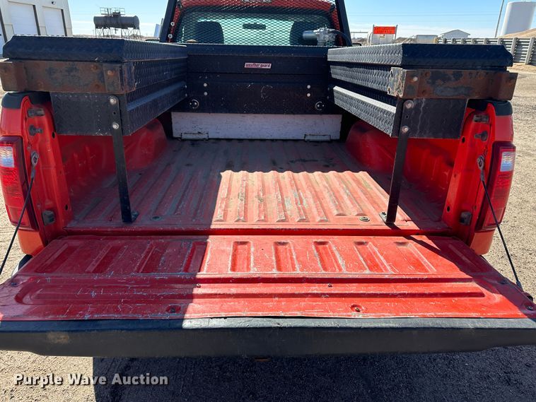 image for item LT9065 2011 Ford F250 Super Duty  pickup truck