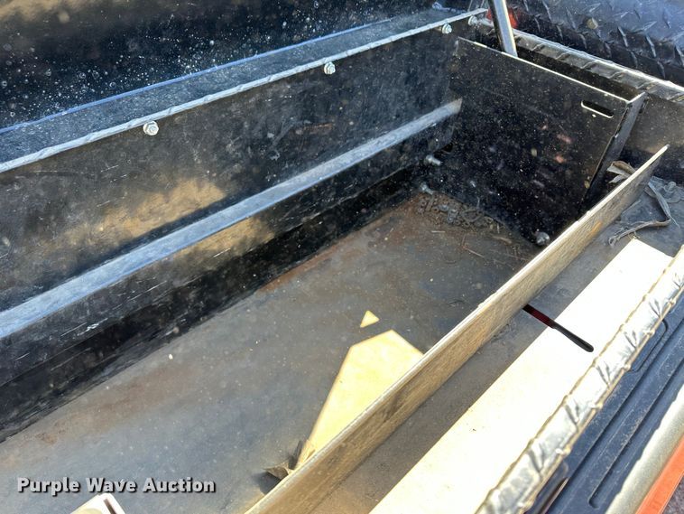 image for item LT9065 2011 Ford F250 Super Duty  pickup truck