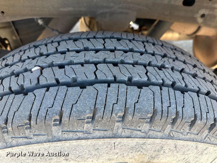 image for item LT9066 2012 Chevrolet Silverado 2500HD  utility bed pickup truck