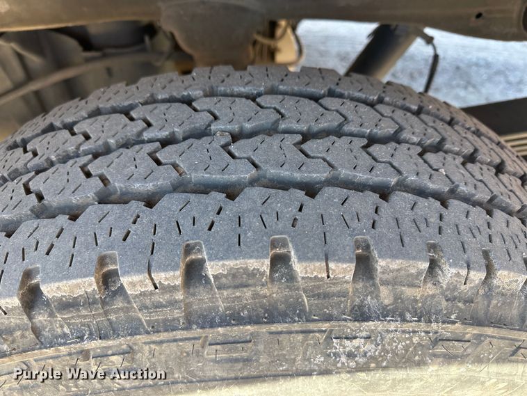 image for item LT9066 2012 Chevrolet Silverado 2500HD  utility bed pickup truck