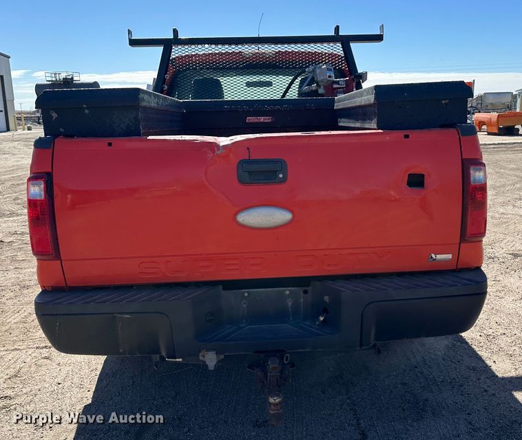 image for item LT9067 2011 Ford F250 Super Duty  pickup truck