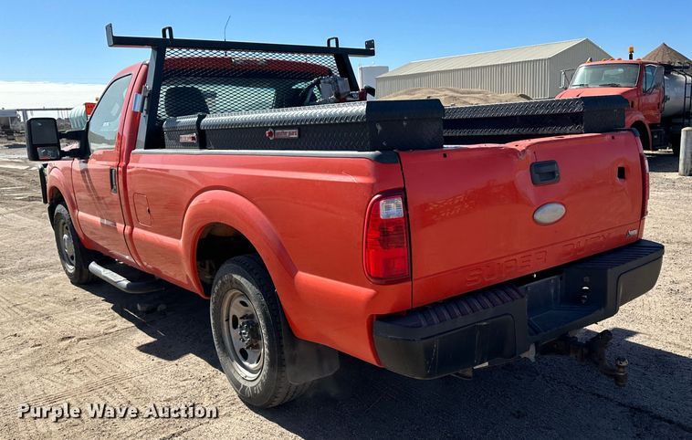 image for item LT9067 2011 Ford F250 Super Duty  pickup truck