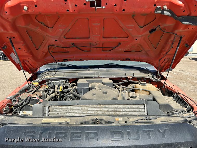 image for item LT9067 2011 Ford F250 Super Duty  pickup truck