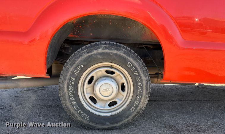 image for item LT9067 2011 Ford F250 Super Duty  pickup truck