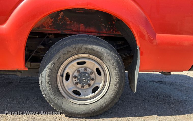 image for item LT9067 2011 Ford F250 Super Duty  pickup truck