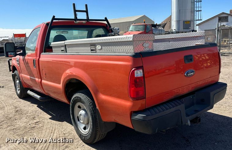 image for item LT9068 2008 Ford F250 Super Duty  pickup truck