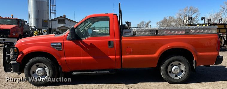 image for item LT9068 2008 Ford F250 Super Duty  pickup truck