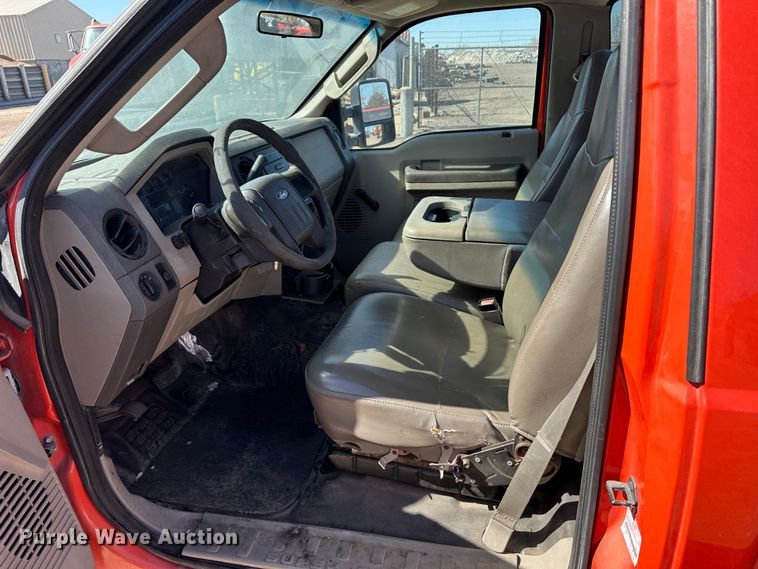 image for item LT9068 2008 Ford F250 Super Duty  pickup truck