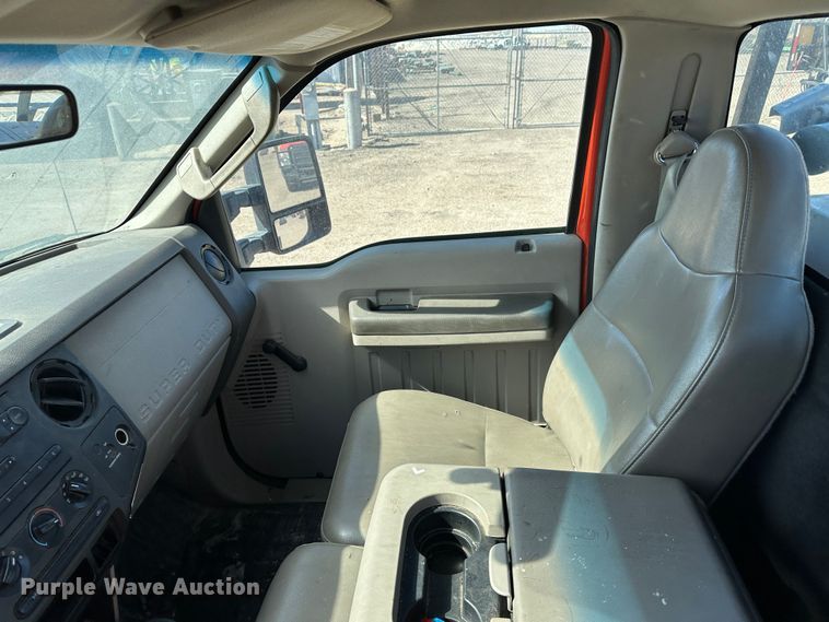 image for item LT9068 2008 Ford F250 Super Duty  pickup truck