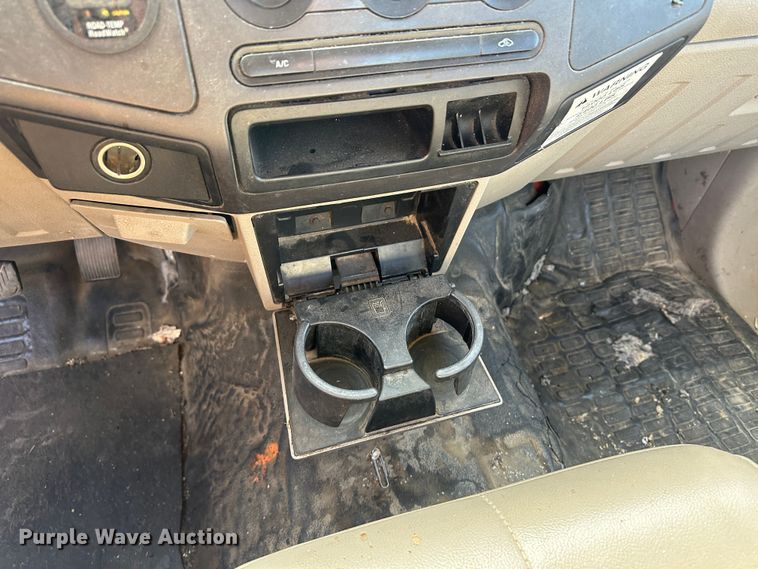 image for item LT9068 2008 Ford F250 Super Duty  pickup truck