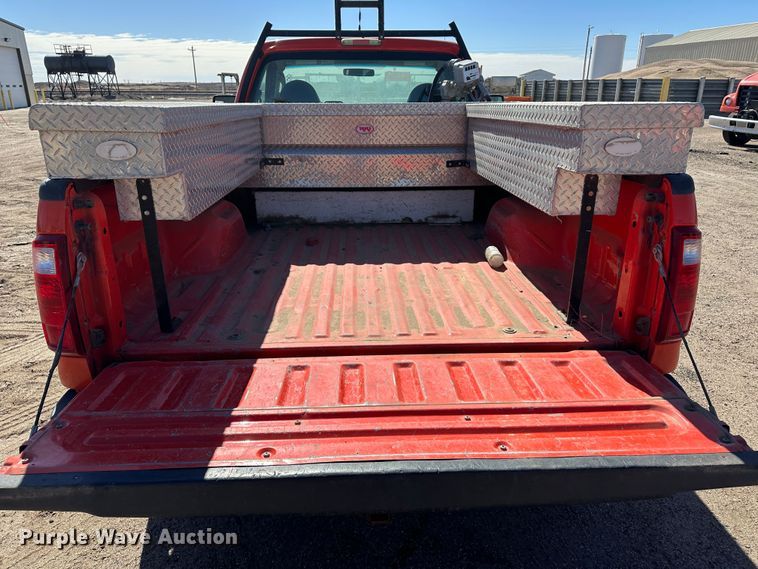 image for item LT9068 2008 Ford F250 Super Duty  pickup truck