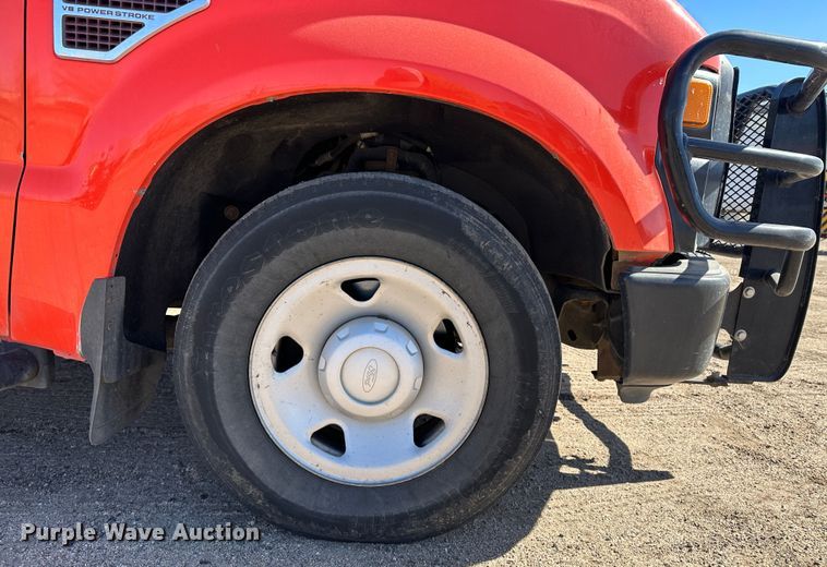 image for item LT9068 2008 Ford F250 Super Duty  pickup truck