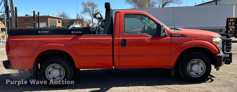 image for item LT9069 2011 Ford F250 Super Duty  pickup truck