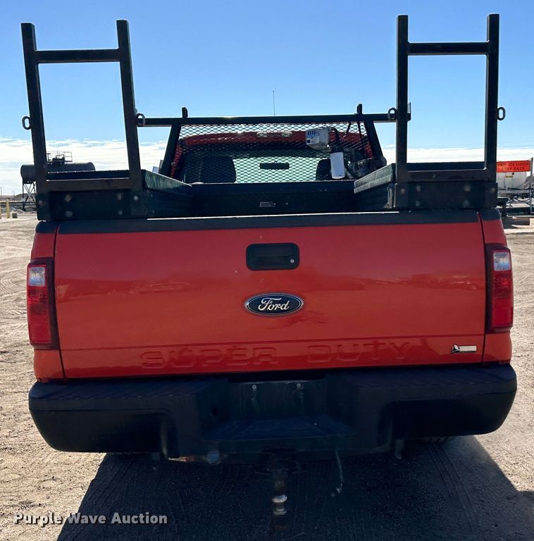 image for item LT9069 2011 Ford F250 Super Duty  pickup truck