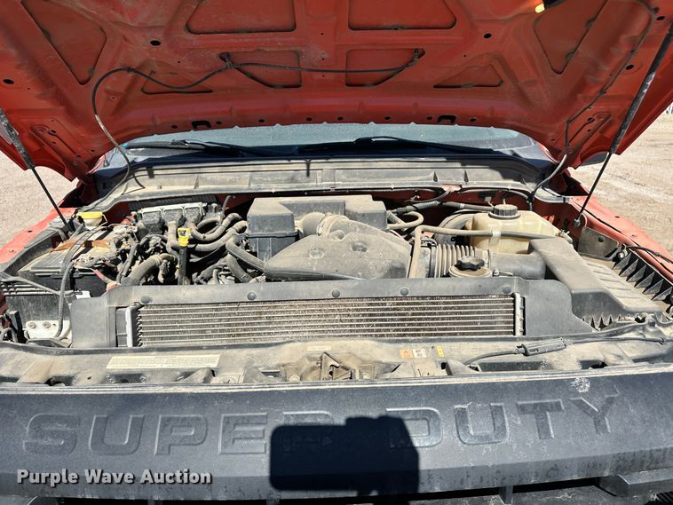 image for item LT9069 2011 Ford F250 Super Duty  pickup truck