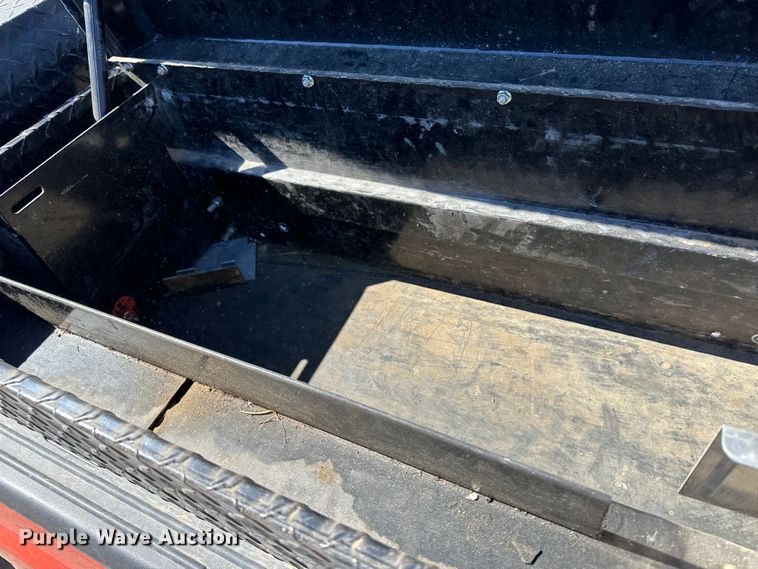 image for item LT9069 2011 Ford F250 Super Duty  pickup truck