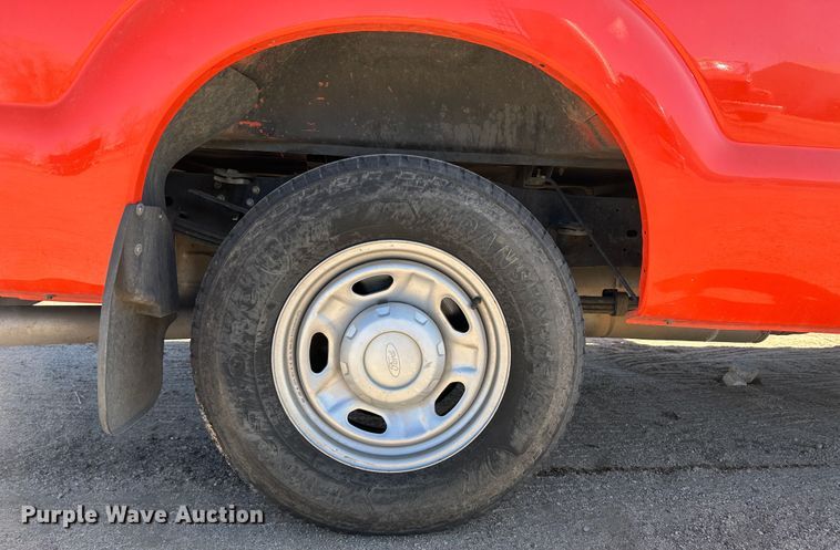 image for item LT9069 2011 Ford F250 Super Duty  pickup truck