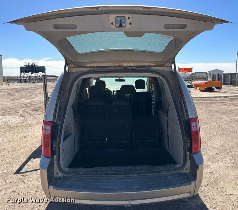 image for item LT9070 2009 Dodge Grand Caravan  van