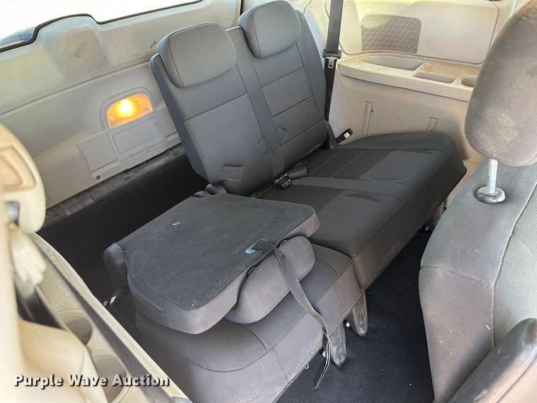 image for item LT9070 2009 Dodge Grand Caravan  van