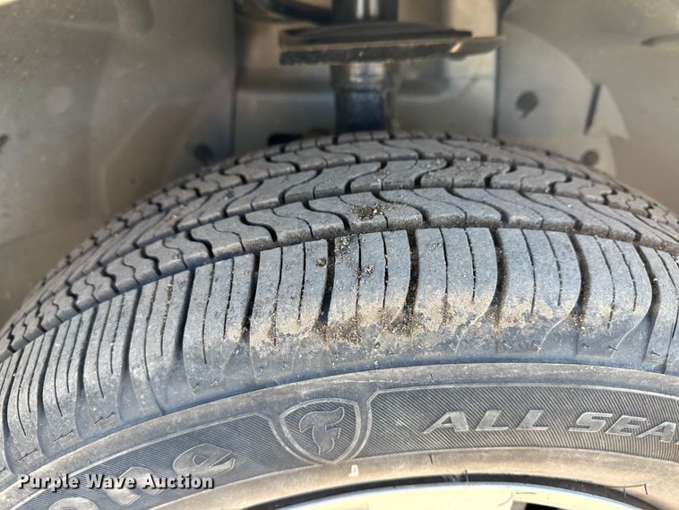 image for item LT9070 2009 Dodge Grand Caravan  van