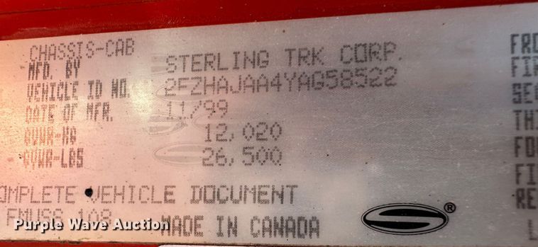 image for item LT9071 2000 Sterling L7500  oil distributor truck