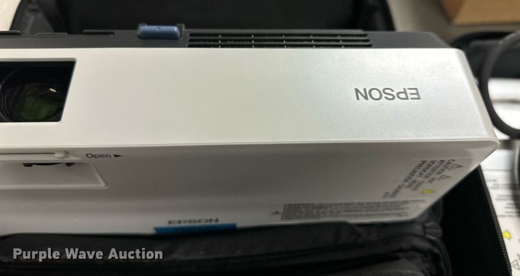 image for item LT9128 (4) Epson projectors