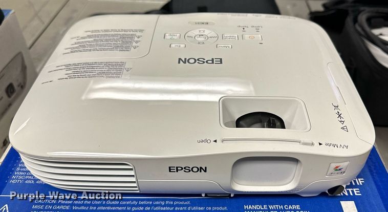 image for item LT9128 (4) Epson projectors
