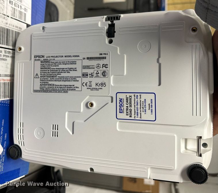 image for item LT9128 (4) Epson projectors