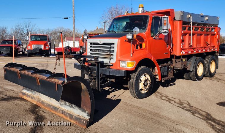 image for item LT9482 2003 Sterling LT7501  dump truck