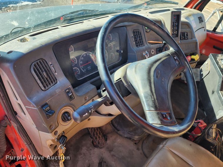 image for item LT9482 2003 Sterling LT7501  dump truck