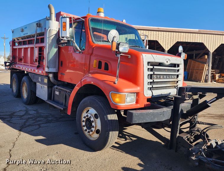 image for item LT9482 2003 Sterling LT7501  dump truck