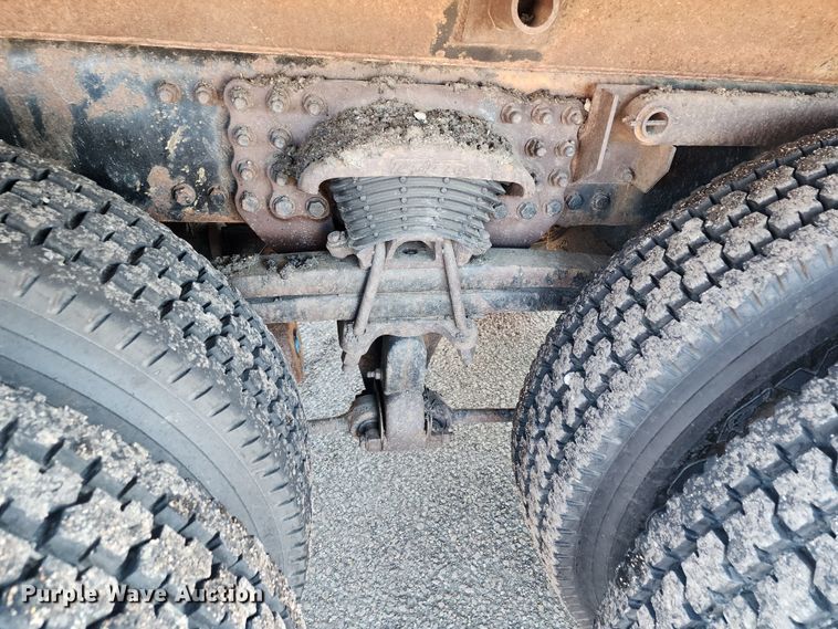 image for item LT9482 2003 Sterling LT7501  dump truck