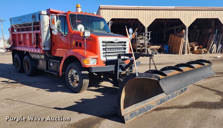 image for item LT9483 2003 Sterling LT7501  dump truck