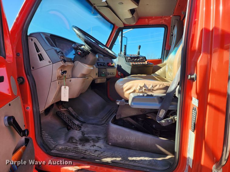 image for item LT9483 2003 Sterling LT7501  dump truck