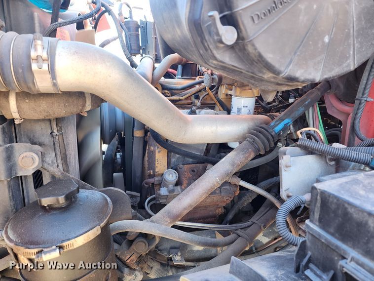 image for item LT9483 2003 Sterling LT7501  dump truck