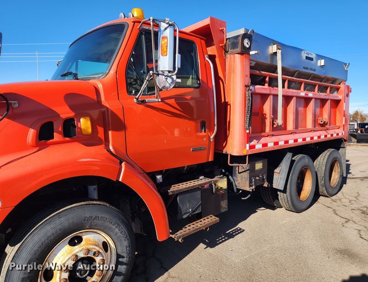 image for item LT9483 2003 Sterling LT7501  dump truck