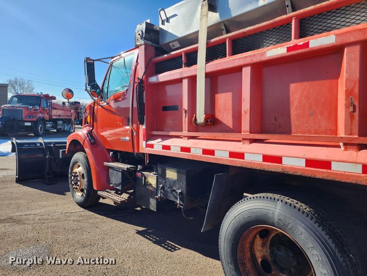 image for item LT9483 2003 Sterling LT7501  dump truck