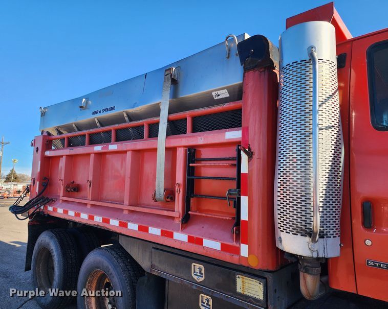 image for item LT9483 2003 Sterling LT7501  dump truck