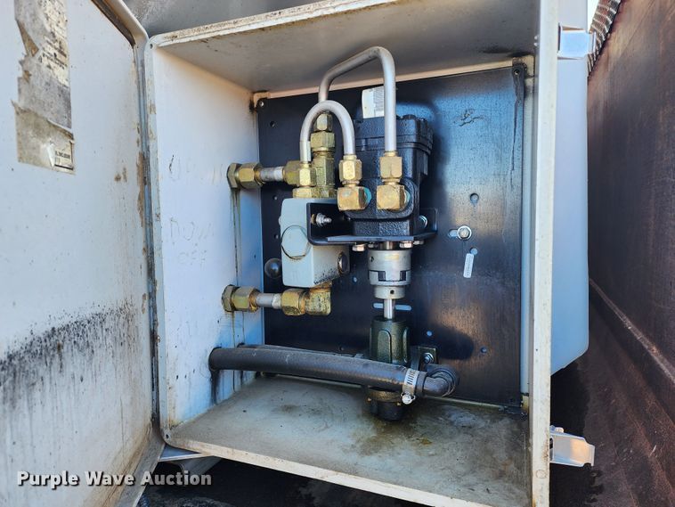 image for item LT9483 2003 Sterling LT7501  dump truck